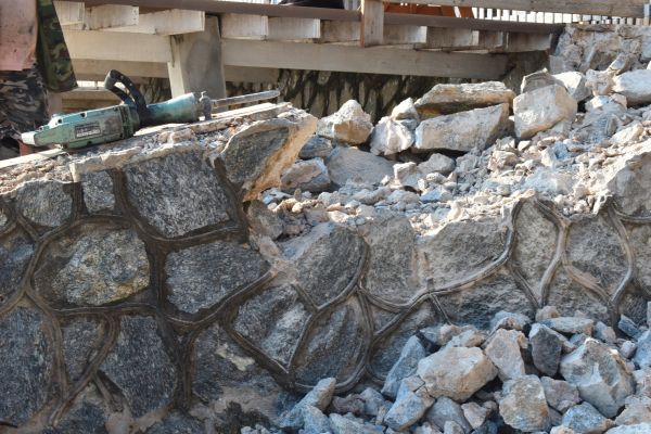 Retaining Wall Demolition in Phoenix